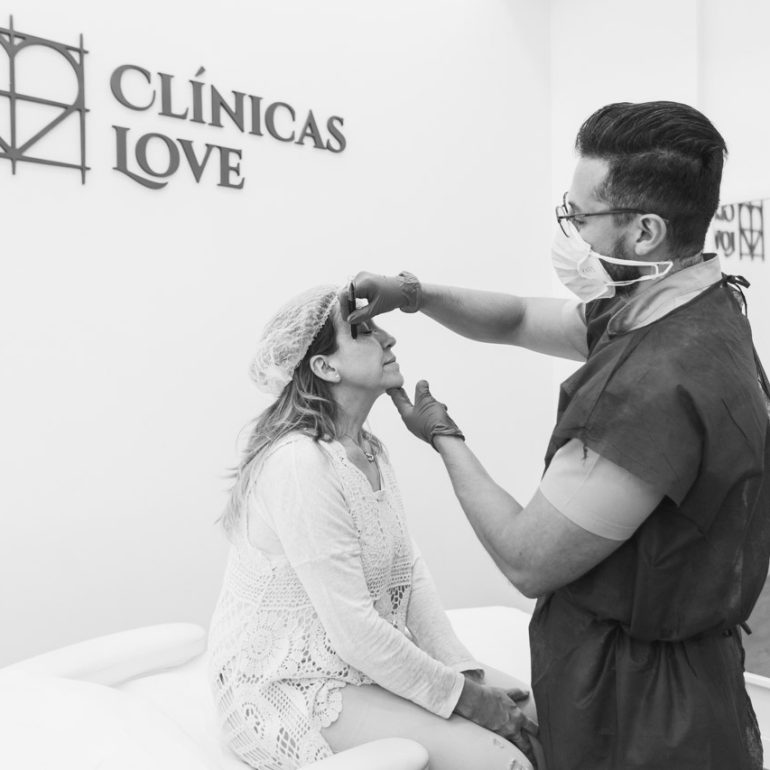 CLINICAS LOVE